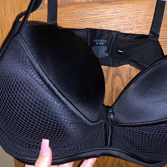 Torrid fishnet bra - Picture 2 of 4